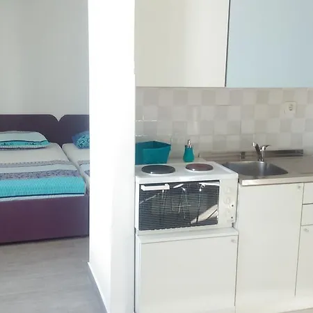 Little Seahorse Hostel&suites Vandrerhjem Crikvenica