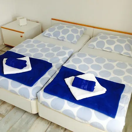 Little Seahorse Hostel&suites