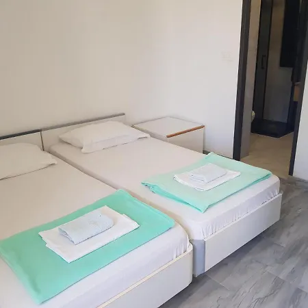 Little Seahorse Hostel