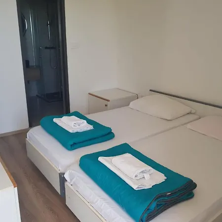Little Seahorse Hostel